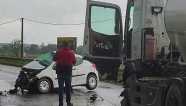 Donja Slatina: U stravičnoj nesreći troje poginulih