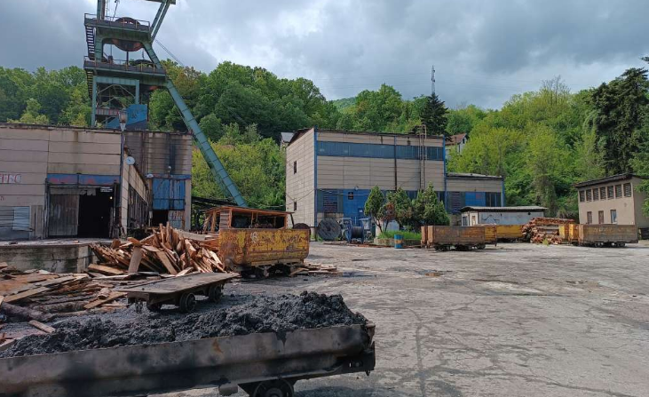 Tridesetak zeničkih rudara nema namjeru izaći iz jame dok ne dobiju plaću za juni