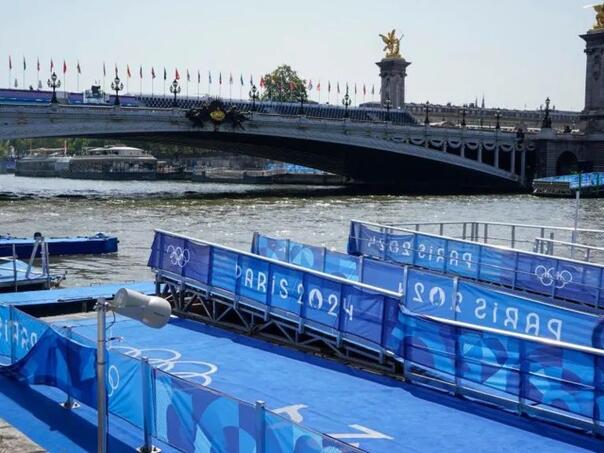 Trijatlonke skočile u Senu, veliko olakšanje za organizatore