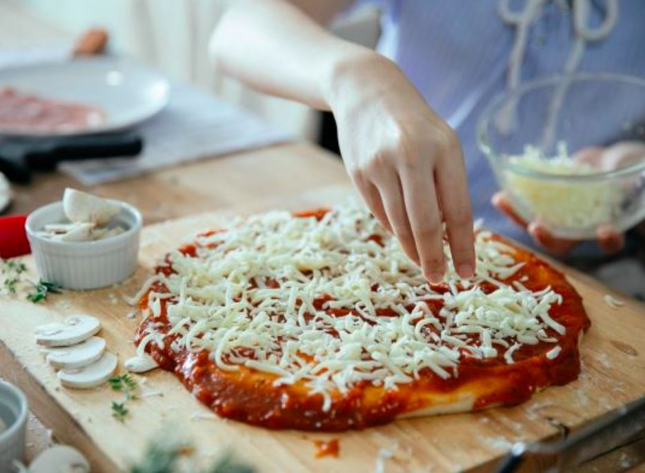 Trik s maslinovim uljem za pizzu kao iz pizzerije – prosto predobro!