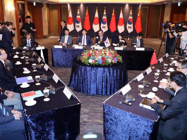 Trilateralni sastanak visokih diplomata iz Kine, Južne Koreje i Japana