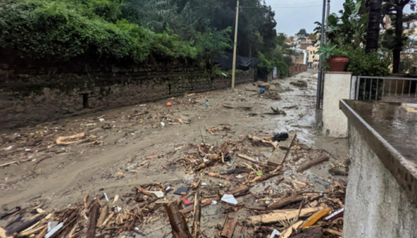 Trinaest osoba nestalo na italijanskom otoku Ischia