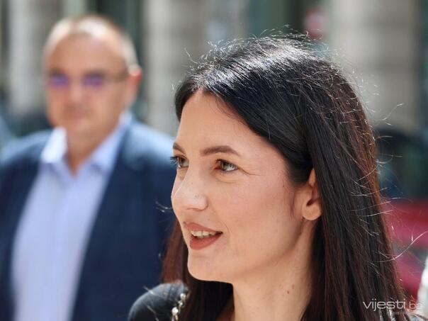 Trivić postavila pitanje koje odjekuje: Krije li vlast stvarni dug RS