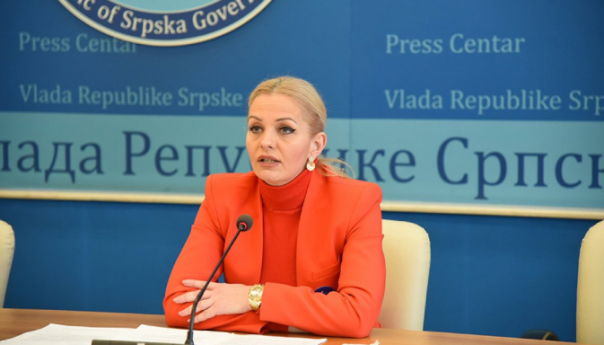 Trivić: Za slučaj potrebe u RS sve spremno za prelazak na nastavu na daljinu