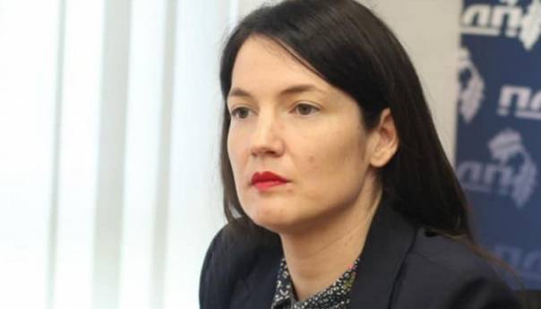 Trivić: Zaduženje RS na Londonskoj berzi katastrofalno