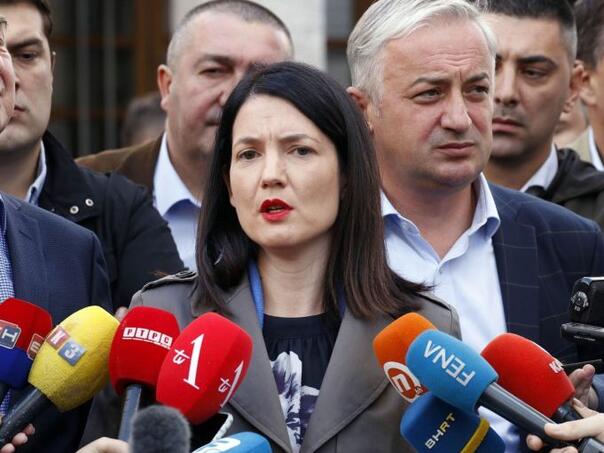 Trivić: Zahvaljujući Dodiku RS nikad bliže bankortu