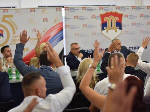 Trka počinje: SDS daje zajedničkog kandidata za predsjednika RS