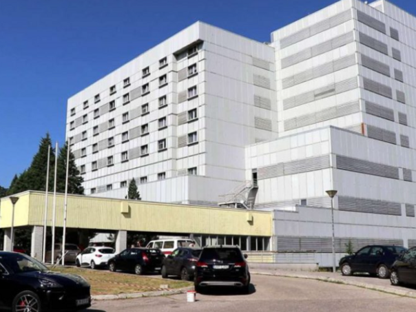 Beba u mostarskoj bolnici životno ugrožena, sumnja se da je žrtva nasilja