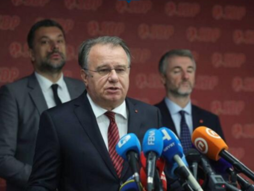 Trojka: Hoće li poslanici SNSD sada početi misliti svojom glavom?