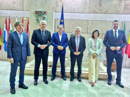 Trojka i HDZ sa Sattlerom o prioritetima za FBiH