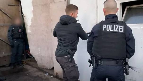 Trojka iz BiH upletena u krađu vozila vrijednih 1,5 milion eura