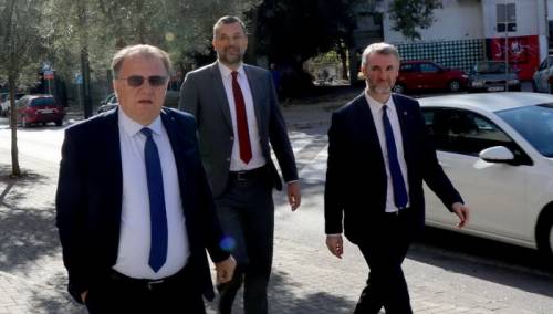 Trojka odgovorila SBiH-u i NES-u i pozvala OHR na reakciju