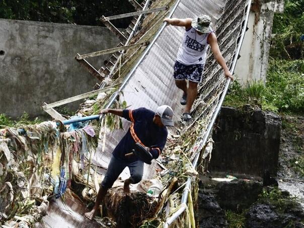 Tropska oluja pogodila Filipine: Najmanje 13 mrtvih, stanovništvo bez struje