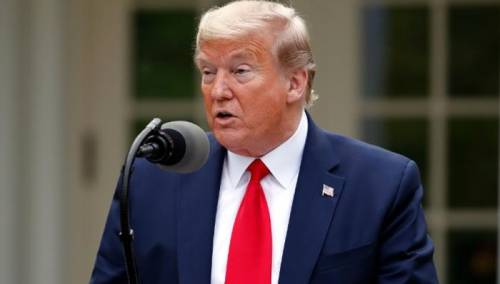 Trump: Ako demonstranti pređu ogradu susrest će se s psima i oružjem