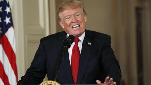 Trump bijesan, njegovi saradnici prstom upiru u krivce