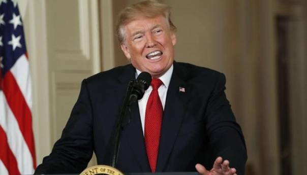 Trump bijesan, njegovi saradnici prstom upiru u krivce