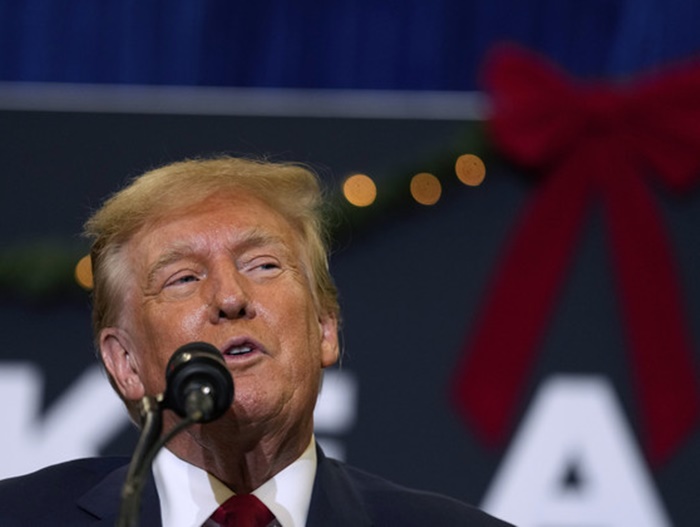 Trump bijesnio na Bidena i posebnog tužitelja: Progone me na neviđen način, neka trunu u paklu