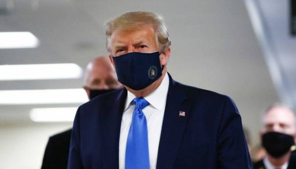 Trump će od sutra opet imati presice o koroni
