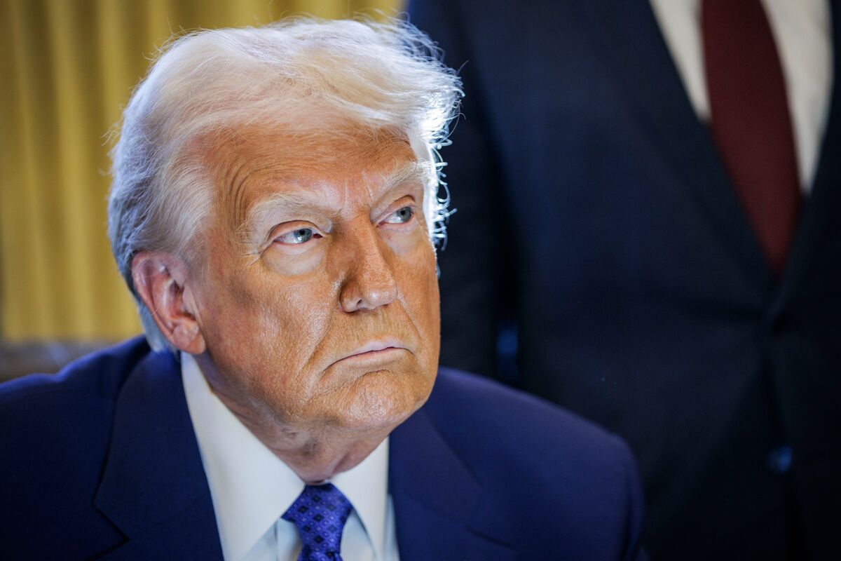 Trump će tražiti trojni sastanak sa Putinom i Zelenskim