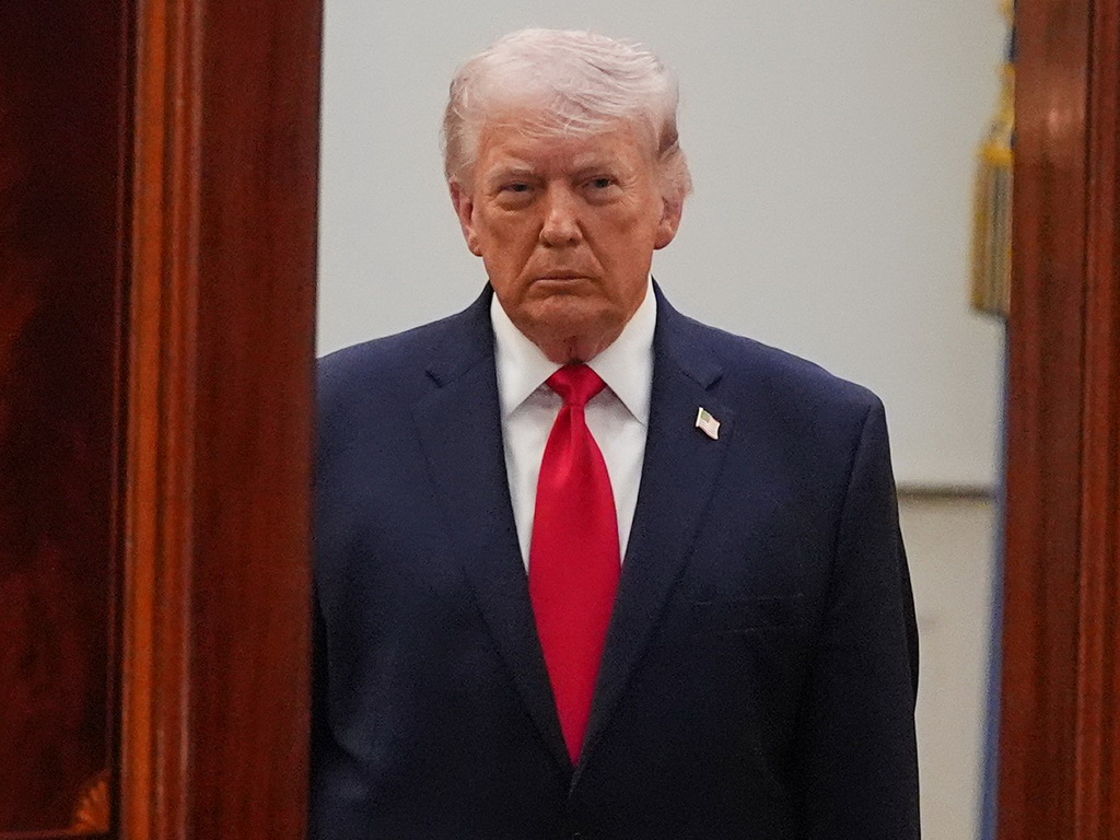 Trump: Da se mene pita, uzeo bih Iranu svu naftu