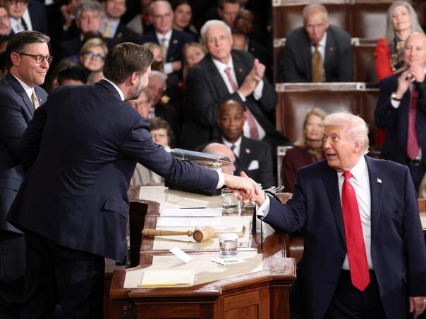 Trump imenovao Vancea da predvodi "rat protiv prevara"