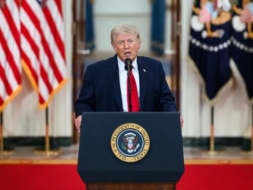 Trump: Iran pristao predati obogaćeni uranij, blizu smo mirovnog sporazuma