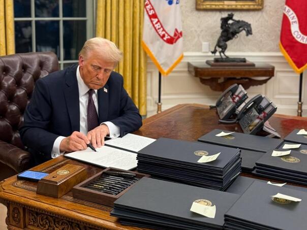 Trump izdao naredbu za ukidanje sedam agencija