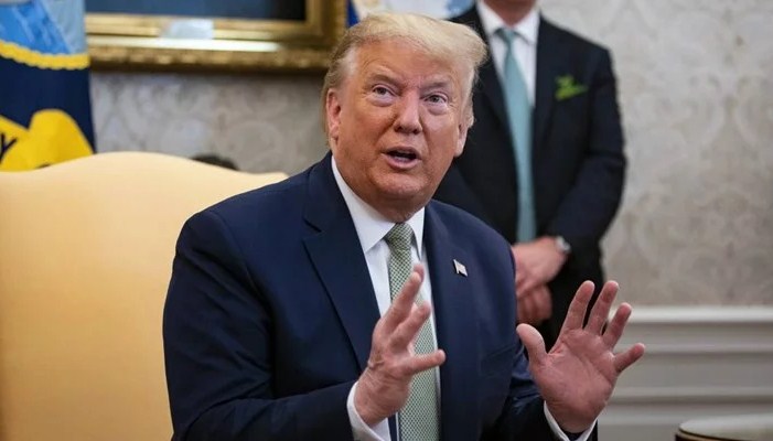 Trump kaže da bi sebi dao desetku za reakciju na pandemiju koronavirusa