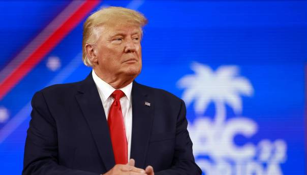 Trump kažnjen za nepoštivanje suda