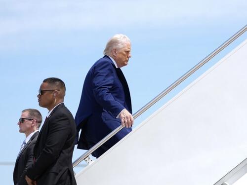 Trump krenuo za Aljasku i poručio: Visoki ulozi!