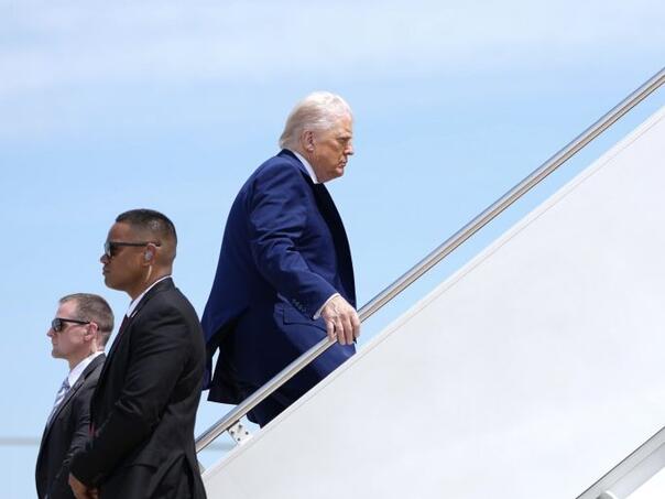 Trump krenuo za Aljasku i poručio: Visoki ulozi!