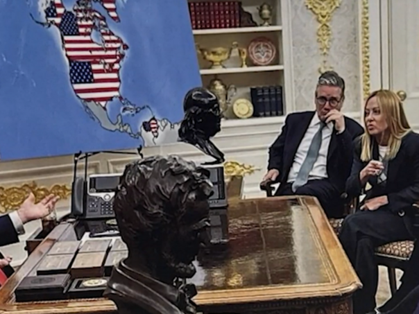 Trump na društvenim mrežama objavio sliku "Velike Amerike"