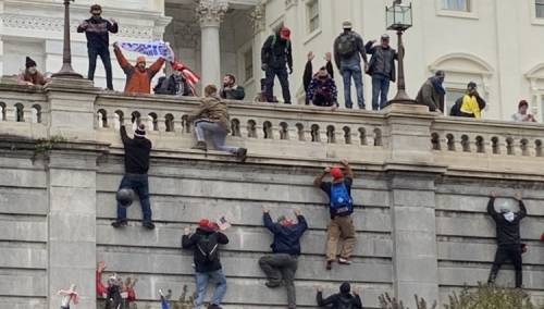 Trump na konferenciji za novinare 6. januara na godišnjicu nemira na Capitolu