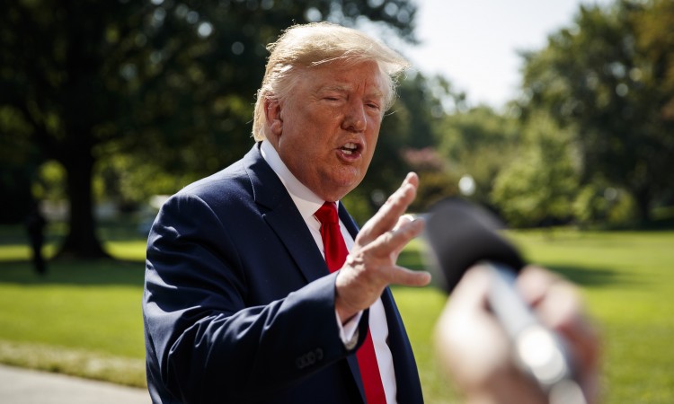 Trump na Danu veterana u prvom javnom pojavljivanju nakon izbora