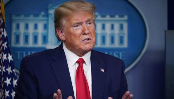 Trump najavio da će suspendirati imigraciju u SAD zbog koronavirusa