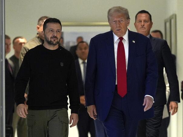 Trump najavio sastanak sa Zelenskim, spreman pregovarati i s Putinom