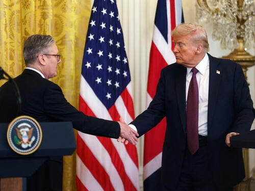 Trump najavio veliku objavu: Dogovorio se s Britancima?