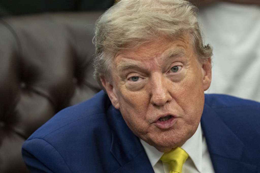 Trump najavljuje nacionalnu vanrednu situaciju zbog spora oko imigracijske službe