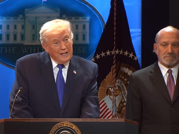 Trump nakon odluke suda: Uvodim globalne carine!