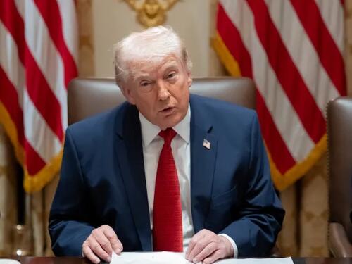 Trump napao kritičare umjetne inteligencije: "Bolesna zavjera"