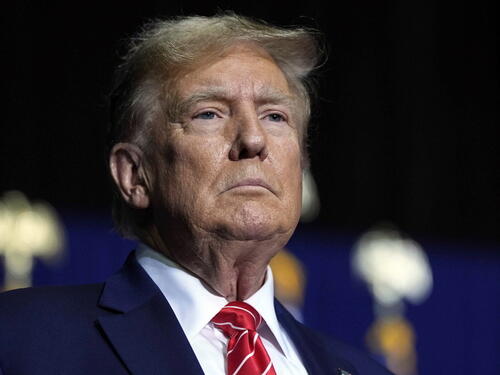 Trump o NATO-u: Zašto bi štitili zemlje koje imaju jako puno novca, a ništa ne uplaćuju