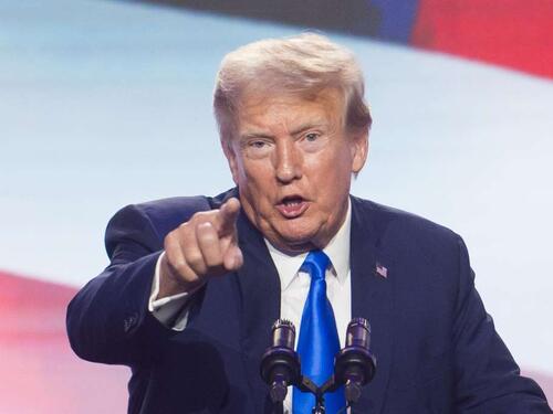 Trump obećao da će osloboditi zatvorene zbog učešća u napadu na američki Kapitol