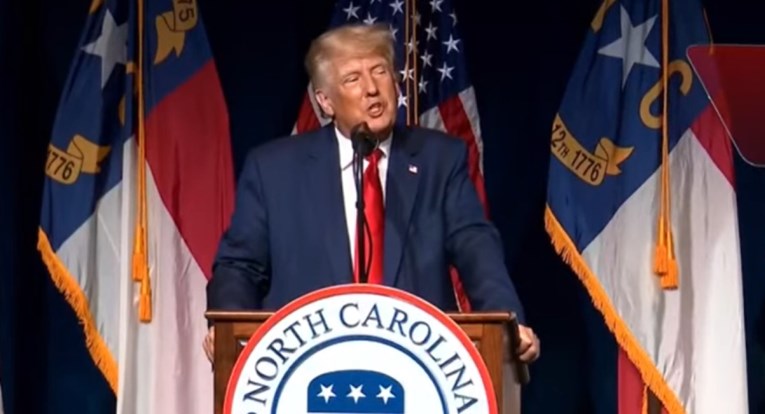 Trump održao govor, napao Faucija i zatražio 10 biliona dolara odštete od Kine