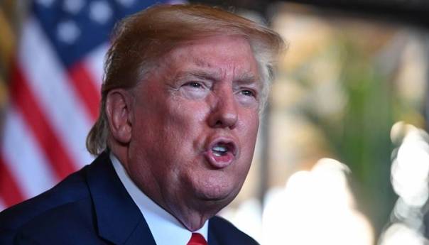 Trump opravdava otpuštanje suradnika koji je svjedočio protiv njega