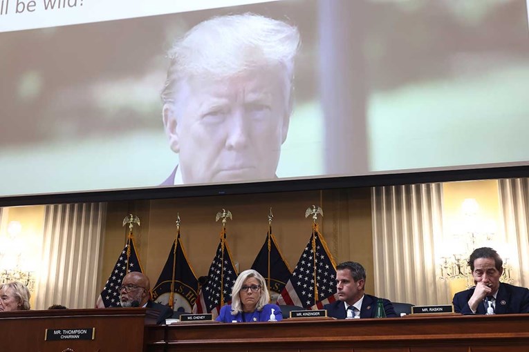 Trump optužen za pokušaj državnog udara