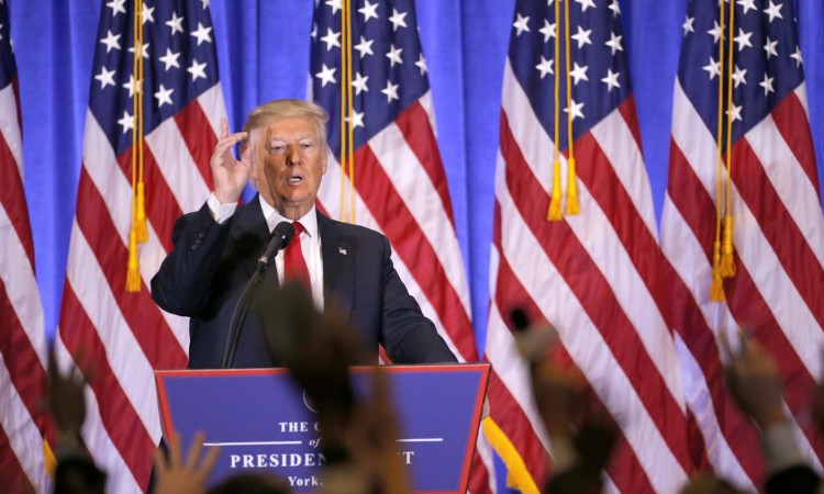 Trump planira u subotu održati predizborni skup