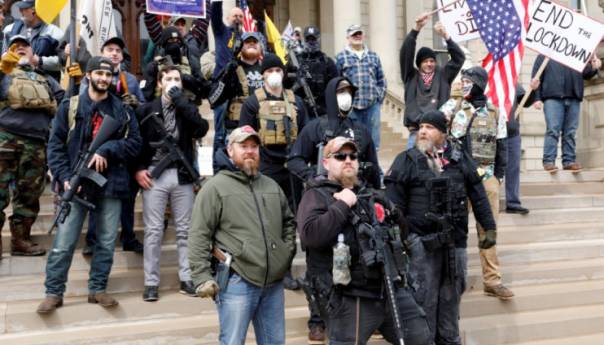 Trump podržava proteste protiv karantene