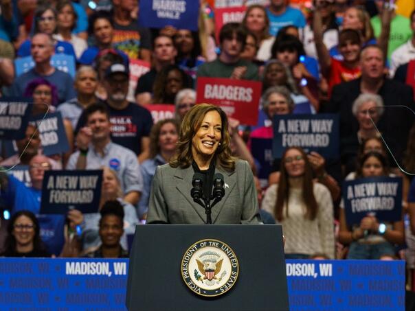 Trump pojačao napade na Harris usred izjednačene utrke za predsjednika SAD-a