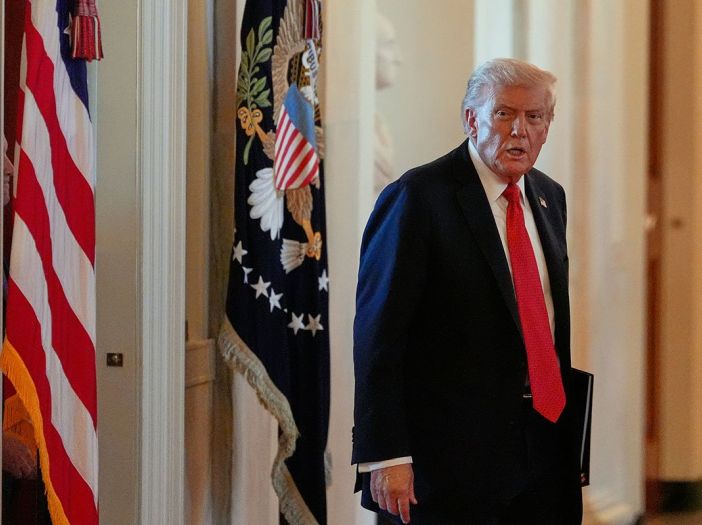 Trump poručio da zauvijek želi biti predsjednik SAD