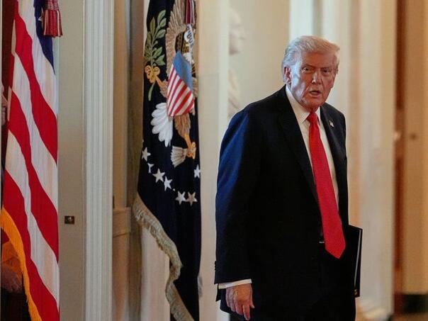 Trump poručio da zauvijek želi biti predsjednik SAD